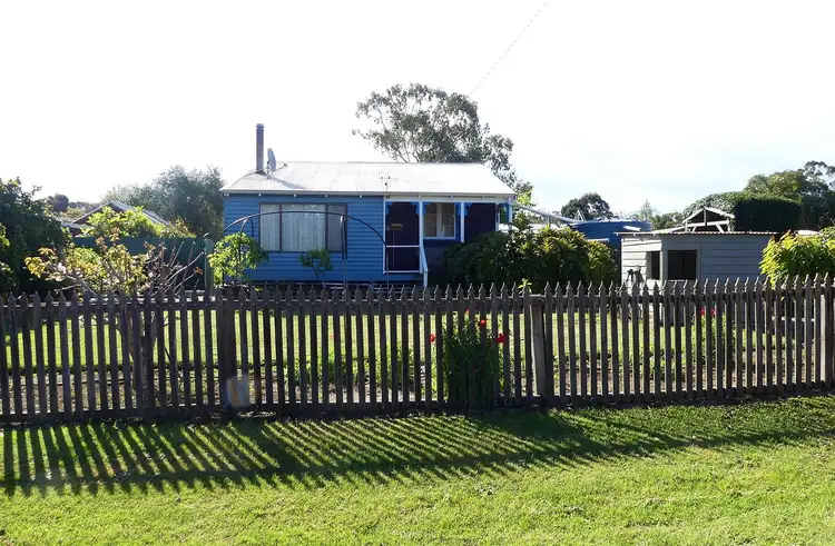 2 Williams Court, Palgarup WA 6258