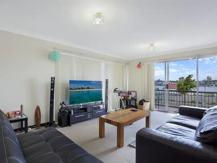 Second view of Homely apartment listing, 1/260 Kingsford Smith Drive, Hamilton QLD 4007