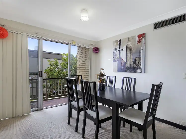 Fourth view of Homely apartment listing, 1/260 Kingsford Smith Drive, Hamilton QLD 4007