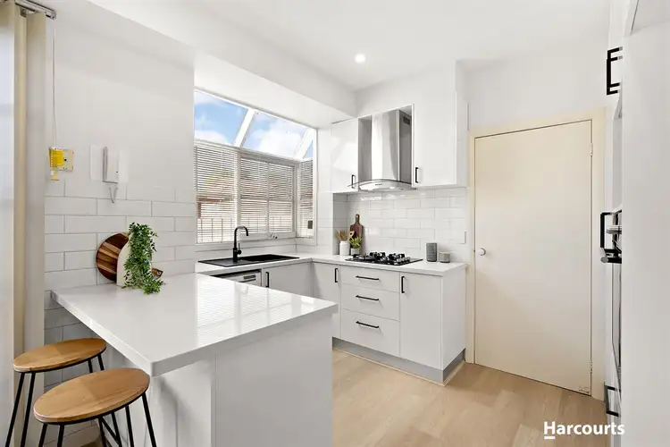 Fifth view of Homely townhouse listing, 2/16-18 Lee Avenue, Mount Waverley VIC 3149