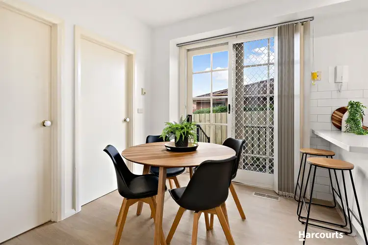 Sixth view of Homely townhouse listing, 2/16-18 Lee Avenue, Mount Waverley VIC 3149