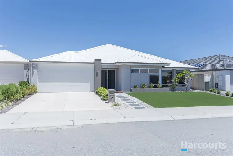 Main view of Homely house listing, 6 Clivia Heights, Sinagra WA 6065