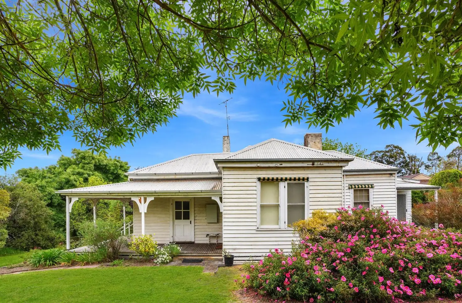 Main view of Homely house listing, 16 Robertson Street, Casterton VIC 3311