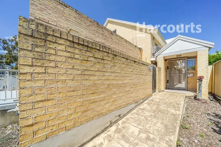 6/13 Chamberlain Street, Campbelltown NSW 2560