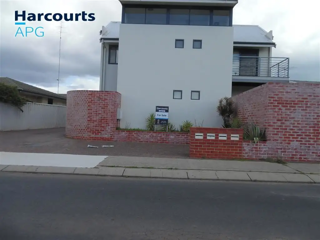 Main view of Homely townhouse listing, 2/9 STRICKLAND Street, South Bunbury WA 6230