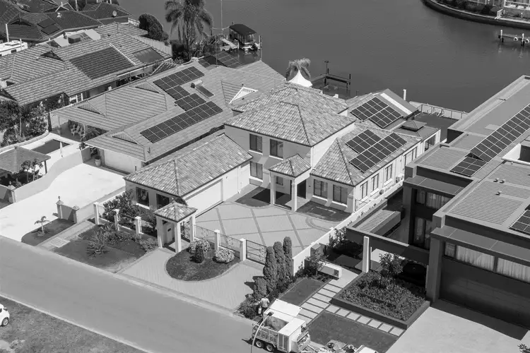 44 Cambria Island Retreat, Halls Head WA 6210