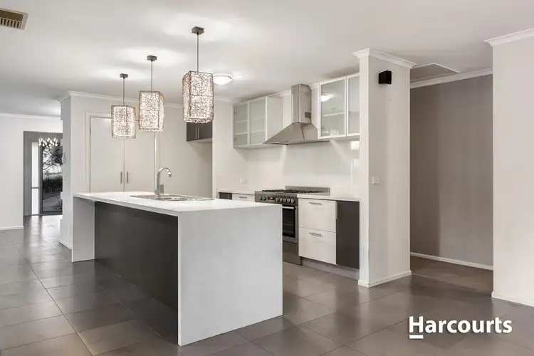 Fifth view of Homely house listing, 44 Hillgrove Crescent, Berwick VIC 3806