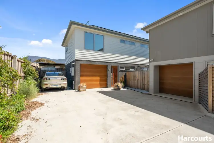 2/22a McGough Street, Glenorchy TAS 7010