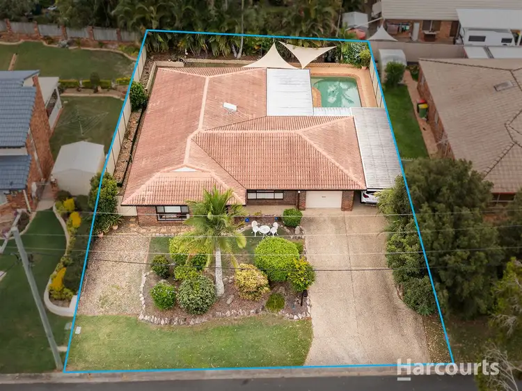 43 Vaucluse Crescent, Petrie QLD 4502