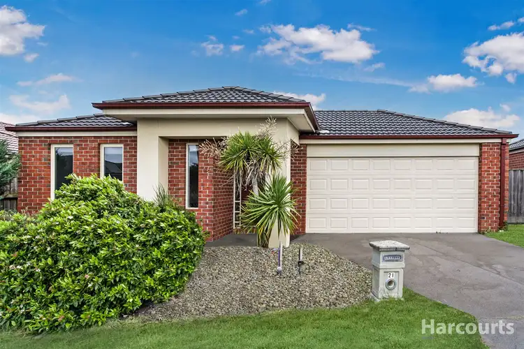 21 Charlbury Crescent, Cranbourne North VIC 3977