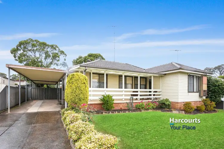 76 Gasmata Crescent, Whalan NSW 2770