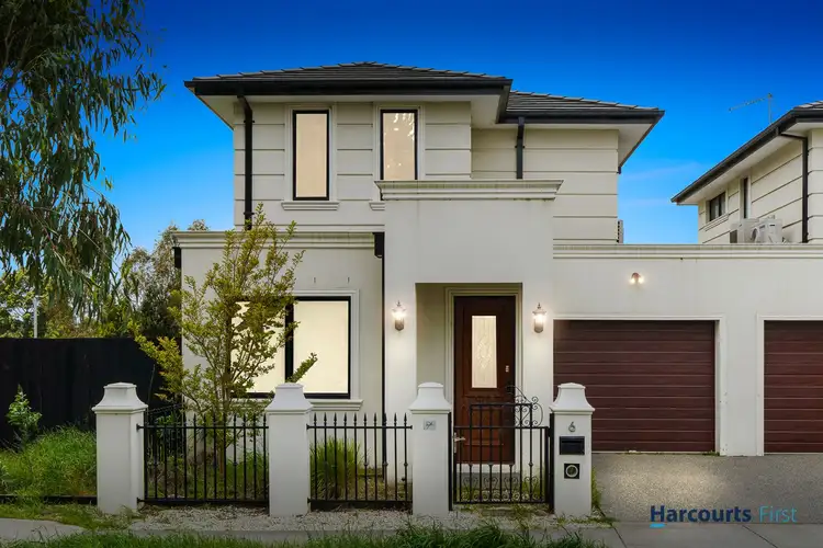 6 Russ Street, Clayton South VIC 3169