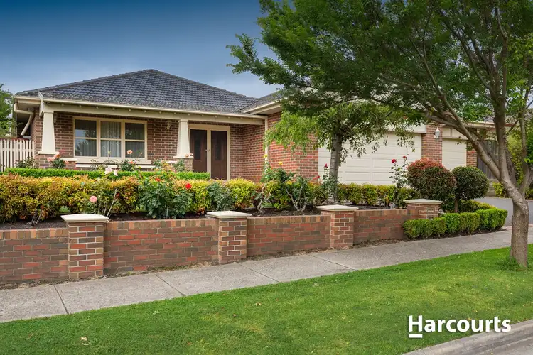 83 Fairholme Blvd, Berwick VIC 3806