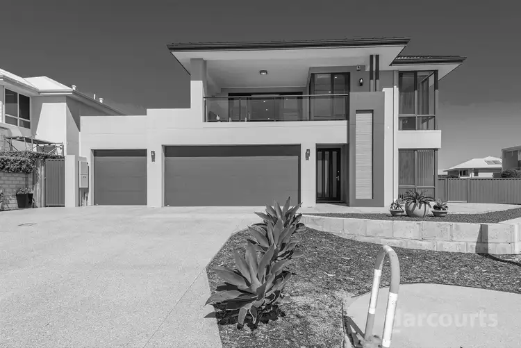 112 Boardwalk Boulevard, Halls Head WA 6210