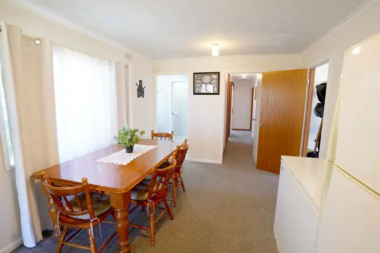 Fourth view of Homely house listing, 10 Anzac Court, Dartmoor VIC 3304