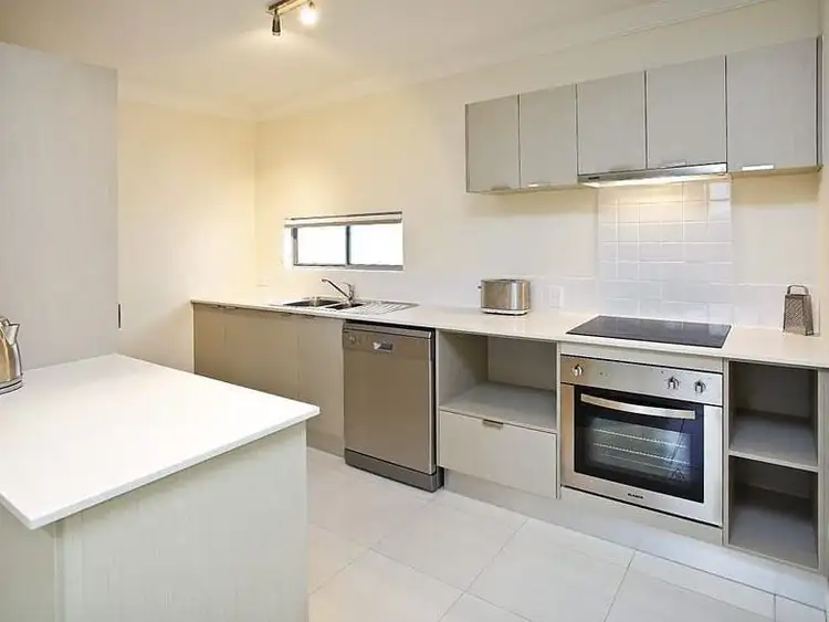 Second view of Homely house listing, 3/17 Hilltop Court, Carina QLD 4152