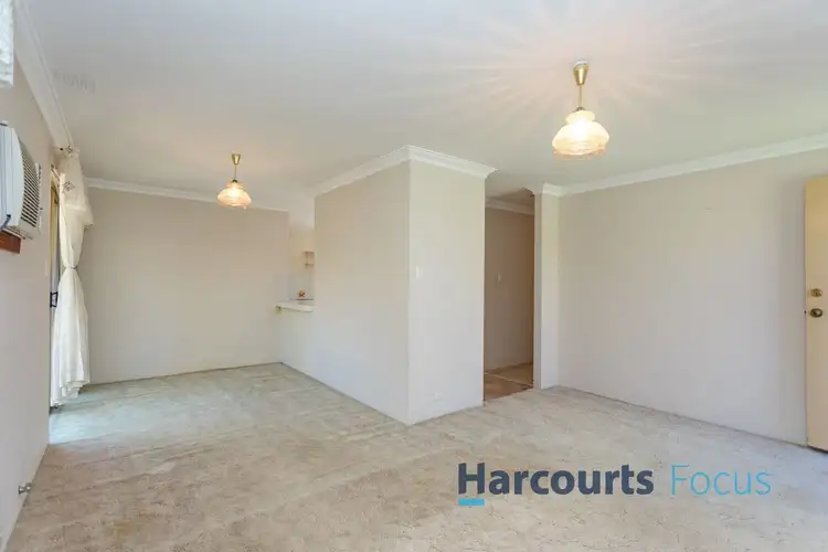 Fourth view of Homely unit listing, 1/208 Burslem Drive, Maddington WA 6109