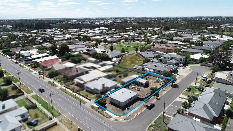 65 Williams Road, Horsham VIC 3400