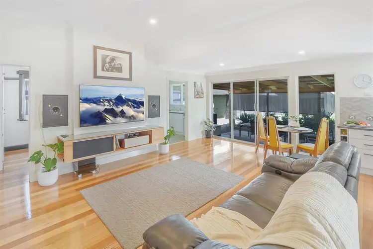 Fourth view of Homely house listing, 11 Alexander Avenue, Horsham VIC 3400