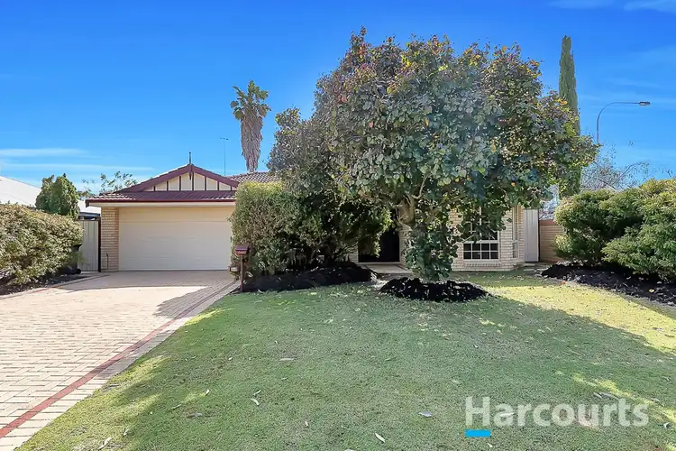 26 Carwoola Circle, Carramar WA 6031