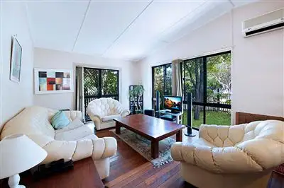 3 Chiba Street, Coombabah QLD