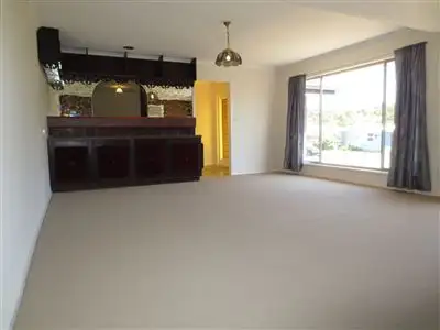 Fifth view of Homely house listing, 1 Alveston Avenue, Huntfield Heights SA