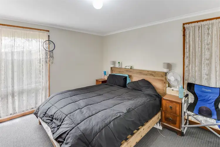 Sixth view of Homely house listing, 1 Puls Place, Horsham VIC 3400