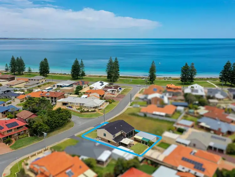 9 Ernest Street, Safety Bay WA 6169