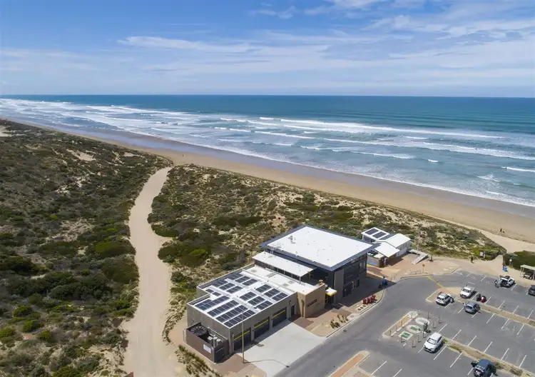 17 Eaton Avenue, Goolwa Beach SA 5214