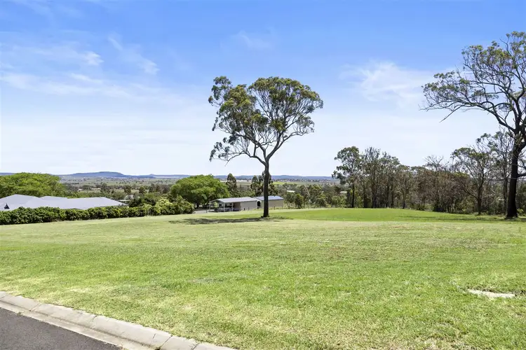 10 Graham Drive, Vale View QLD 4352