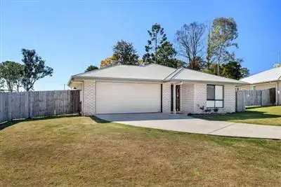 6 Grosvenor Court, Southside QLD