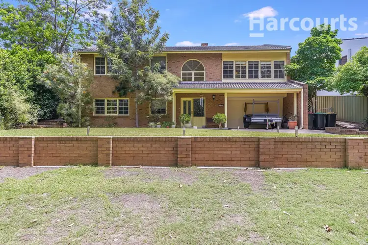 24 Forrest Crescent