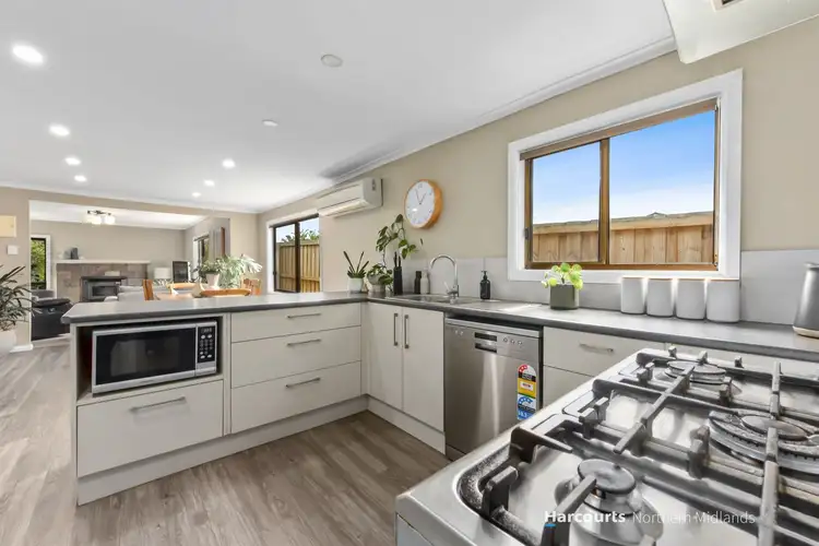 5 Bond Street, Ross TAS 7209