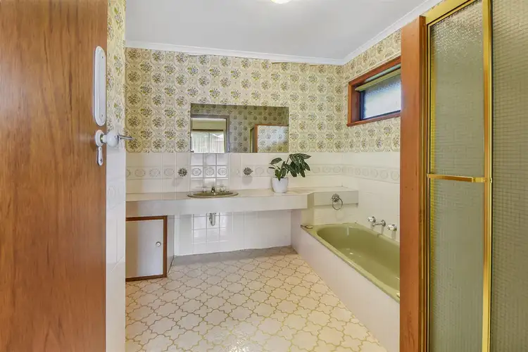 Fourth view of Homely house listing, 15 Carter Street, Horsham VIC 3400