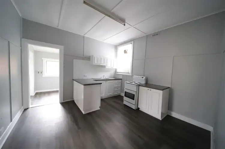 2/31 Dalmeny Street, Rosebery TAS 7470