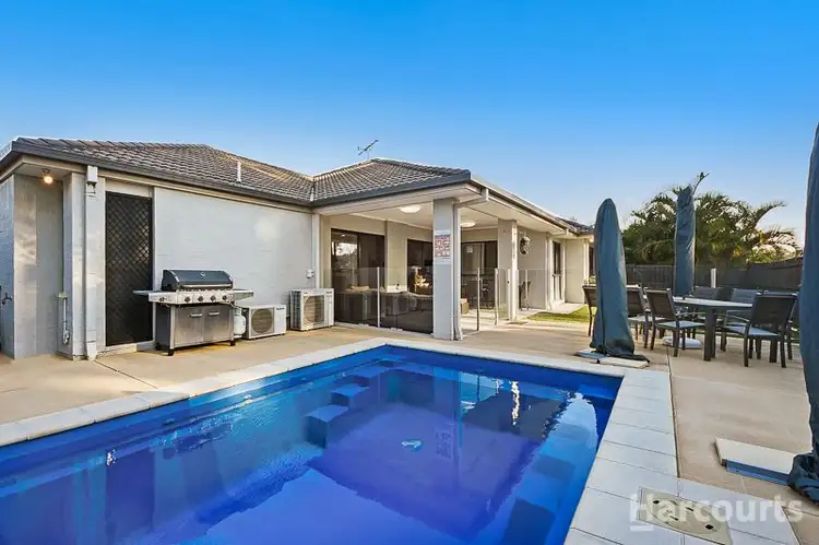 1 Hillary Drive, Warner QLD 4500