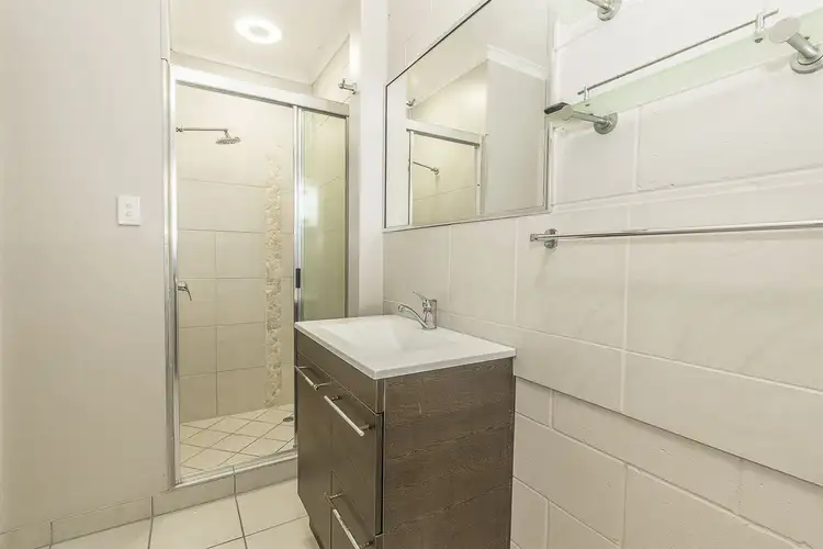 Fifth view of Homely unit listing, 5/8 Ethel Street, Hyde Park QLD 4812