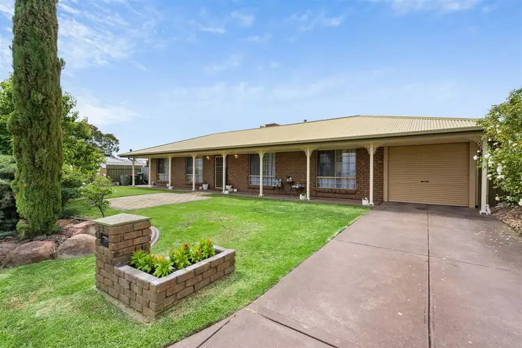 3 Eloise Court, Woodcroft SA 5162