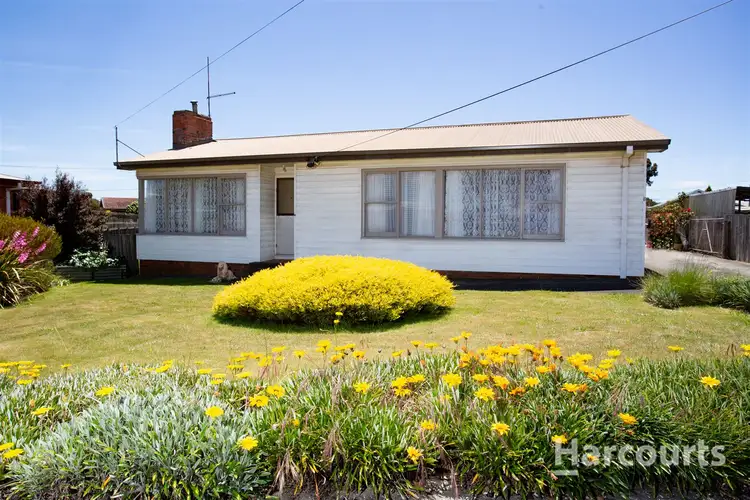 8 Archer Crescent, George Town TAS 7253