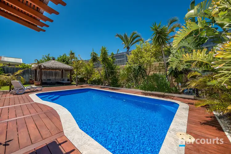 16 St Anthony Avenue, Quinns Rocks WA 6030