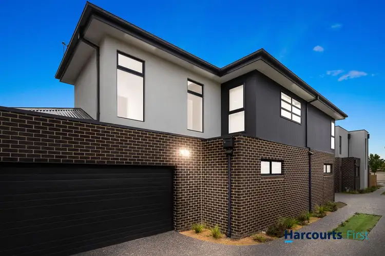 2/207 Warrigal Road, Cheltenham VIC 3192