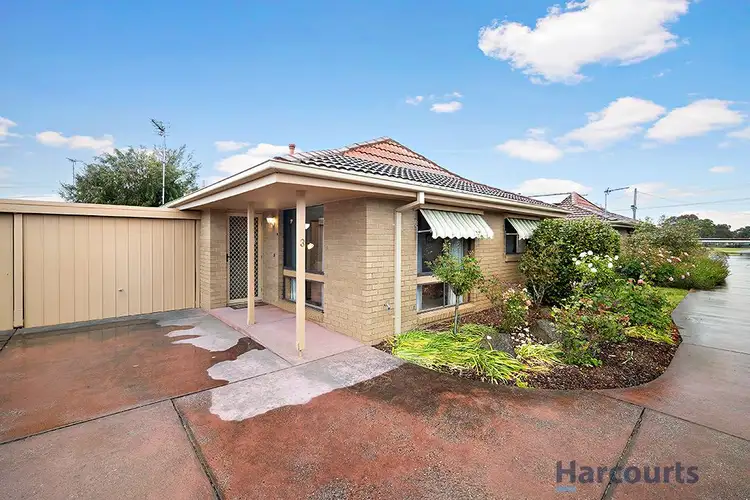 Main view of Homely unit listing, 3/106 Cuthberts Road, Alfredton VIC 3350