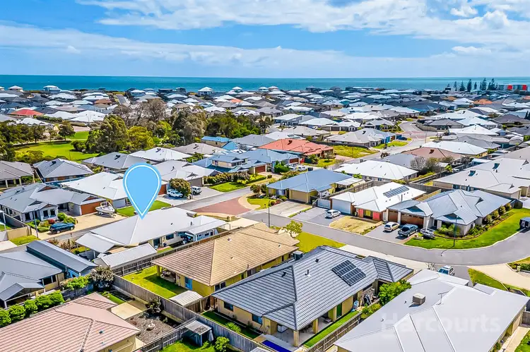 Third view of Homely house listing, 2 Senecio Way, Halls Head WA 6210
