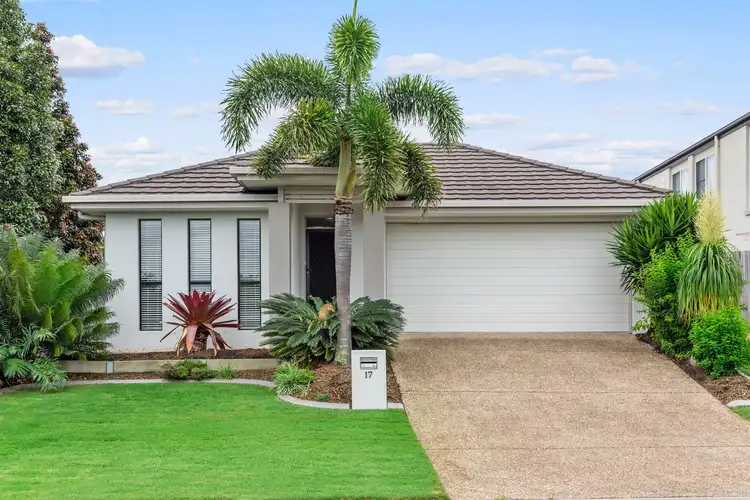 17 Riviera Crescent, North Lakes QLD 4509