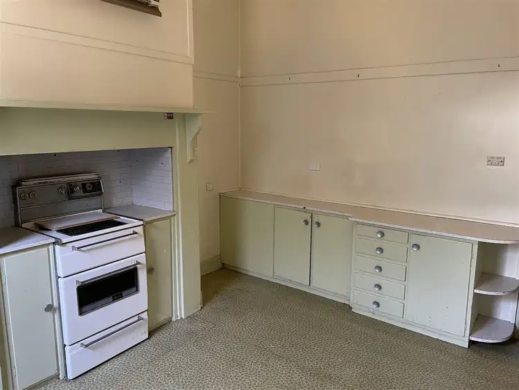 Fifth view of Homely house listing, 4 Fry St, Kaniva VIC 3419