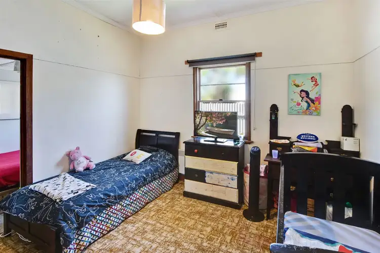 Fifth view of Homely house listing, 17 Valentine Avenue, Horsham VIC 3400