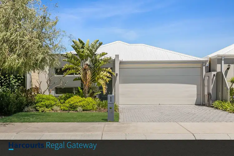 16 Mimosa Circuit, Wandi WA 6167