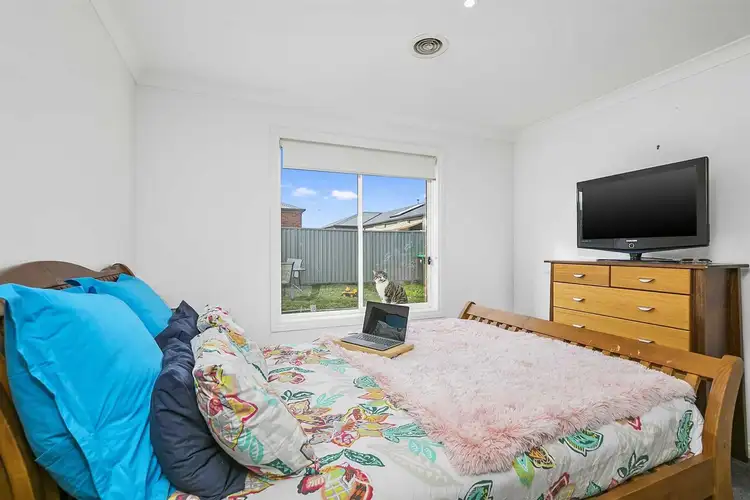 Sixth view of Homely house listing, 15 Oscar Drive, Sebastopol VIC 3356