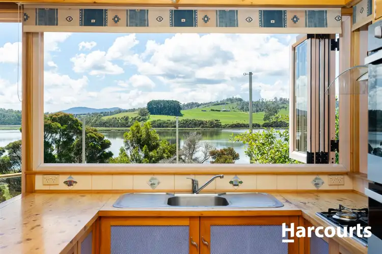 14 Rosevears Drive, Lanena TAS 7275