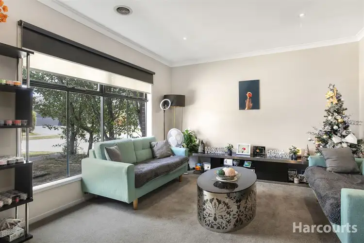 Fifth view of Homely house listing, 21 Perry Circuit, Cranbourne North VIC 3977